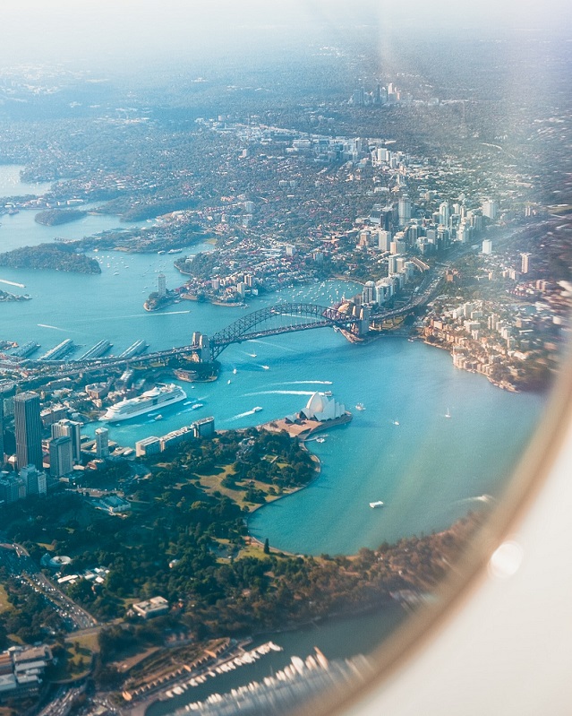 Plane wing - guide to sydney airport